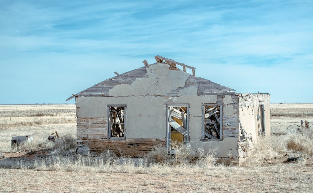 Free stock photo of abandoned, abandoned building, abandoned house