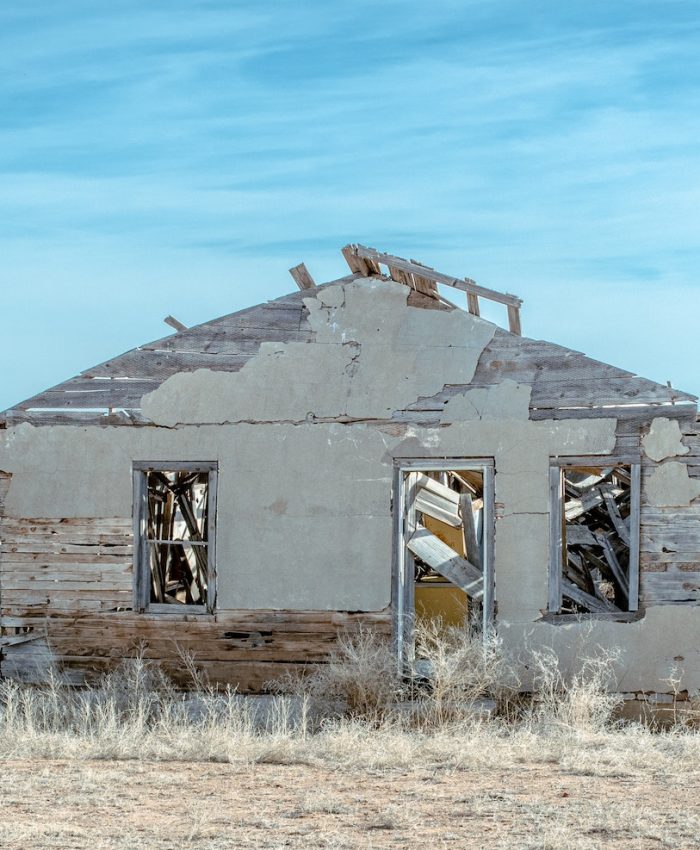 BEFORE YOU TAKE THE PLUNGE WITH A FIXER-UPPER, THINK ABOUT RESALE VALUE